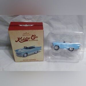 Hallmark Kiddie Car Classics 1957 Ford Thunderbird Ornament